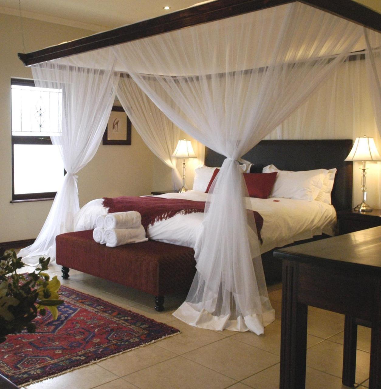 Moon And Sixpence Garden Guest House Muldersdrift Esterno foto